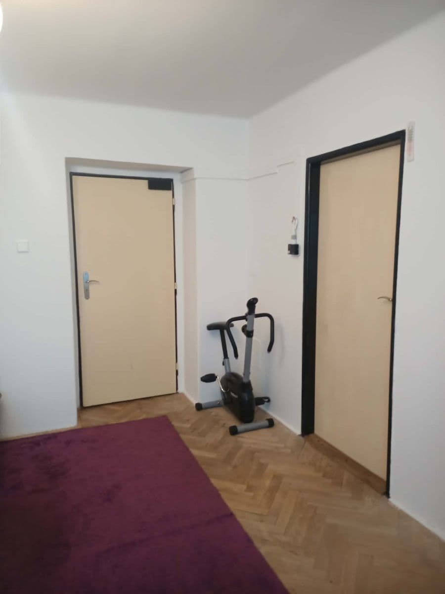 Prodej bytu 2+1 55 m², Na Kloboučku, Brandýs nad Labem-Stará Boleslav, Středočeský kraj Prodej bytu 2+1 55 m², Na Kloboučku, Brandýs nad Labem-Stará Boleslav, Středočeský kraj