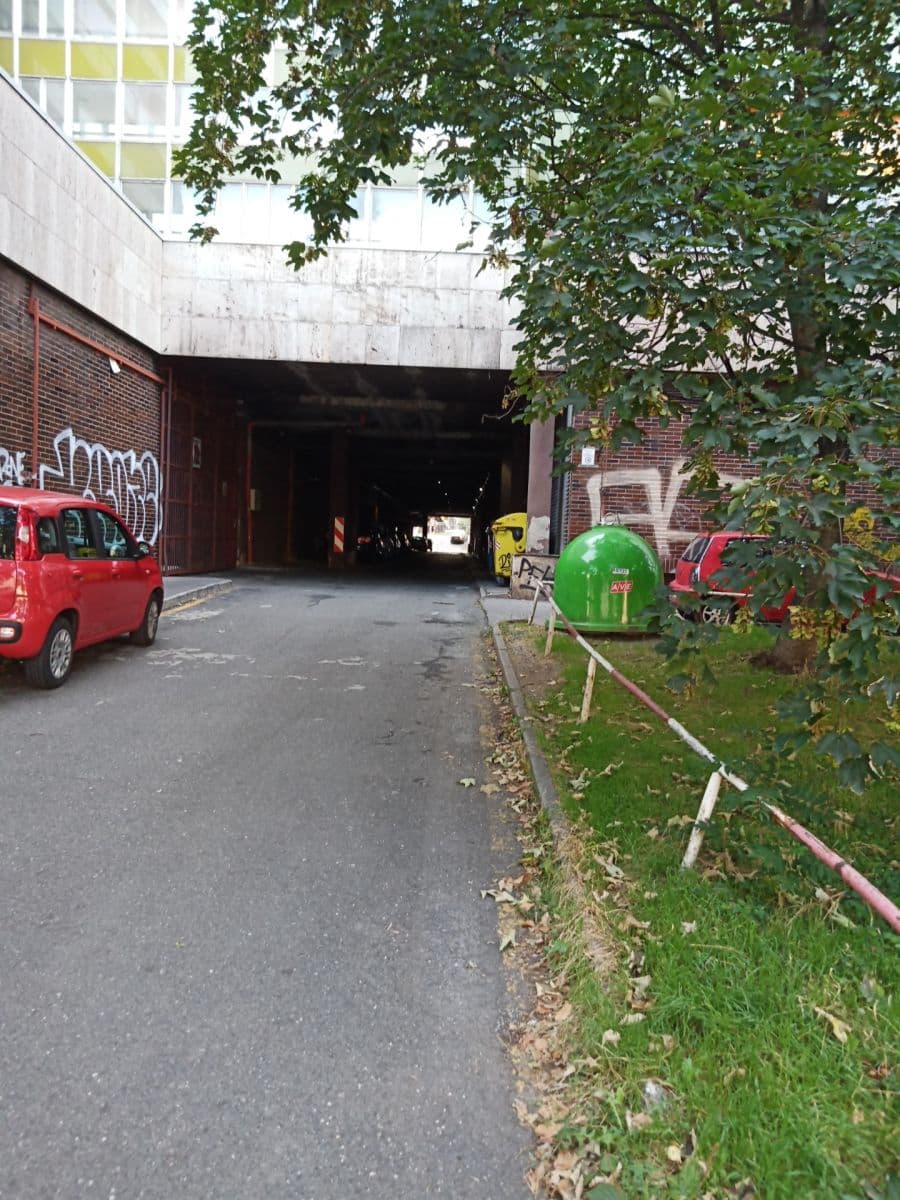 Pronájem garáže 11 m², Vršovická, Praha, Praha Pronájem garáže 11 m², Vršovická, Praha, Praha