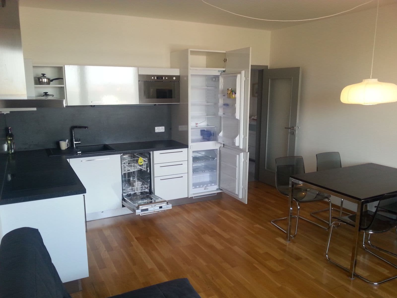 Prodej bytu 2+kk 50 m², V Zářezu, Praha, Praha Prodej bytu 2+kk 50 m², V Zářezu, Praha, Praha