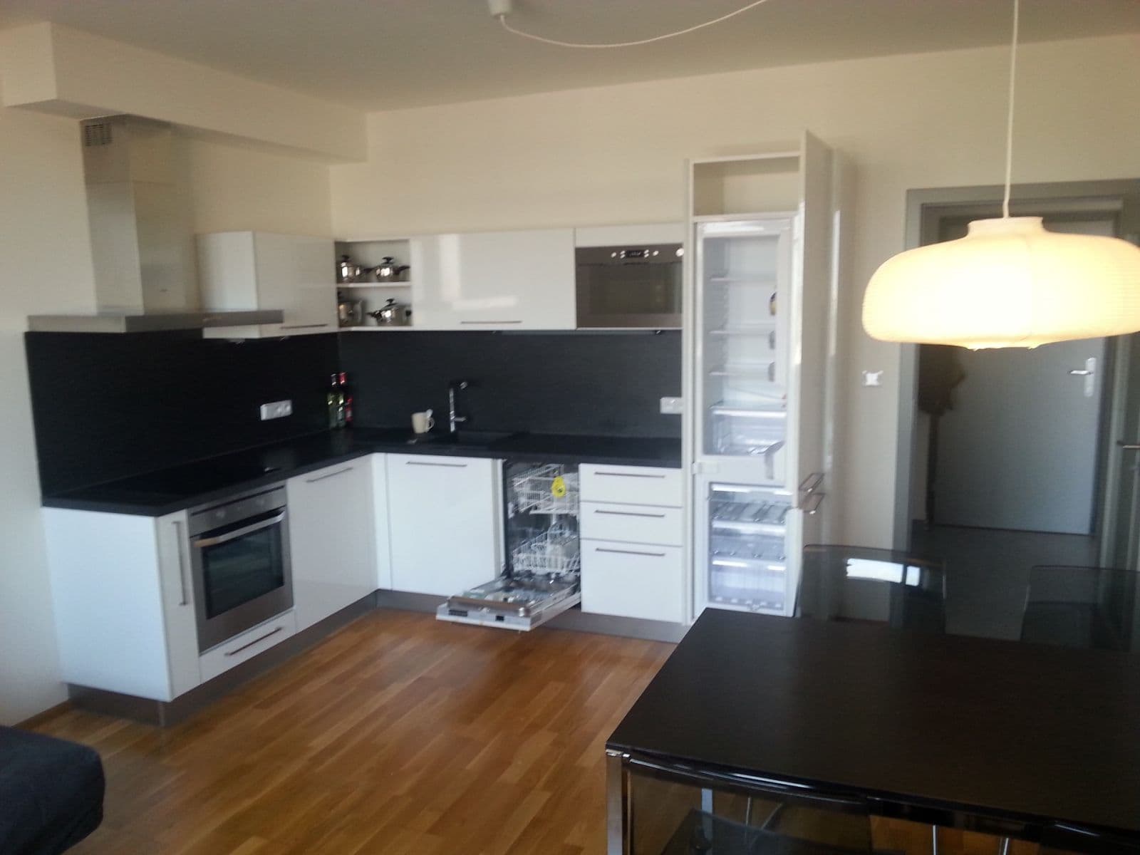 Prodej bytu 2+kk 50 m², V Zářezu, Praha, Praha Prodej bytu 2+kk 50 m², V Zářezu, Praha, Praha