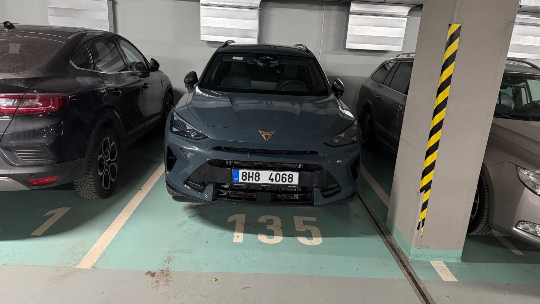 Prodej bytu 2+kk 50 m², V Zářezu, Praha, Praha Prodej bytu 2+kk 50 m², V Zářezu, Praha, Praha