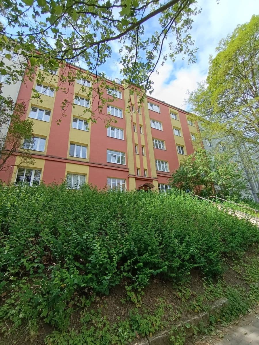 Pronájem bytu 2+1 81 m², Palachova, Ústí nad Labem, Ústecký kraj Pronájem bytu 2+1 81 m², Palachova, Ústí nad Labem, Ústecký kraj
