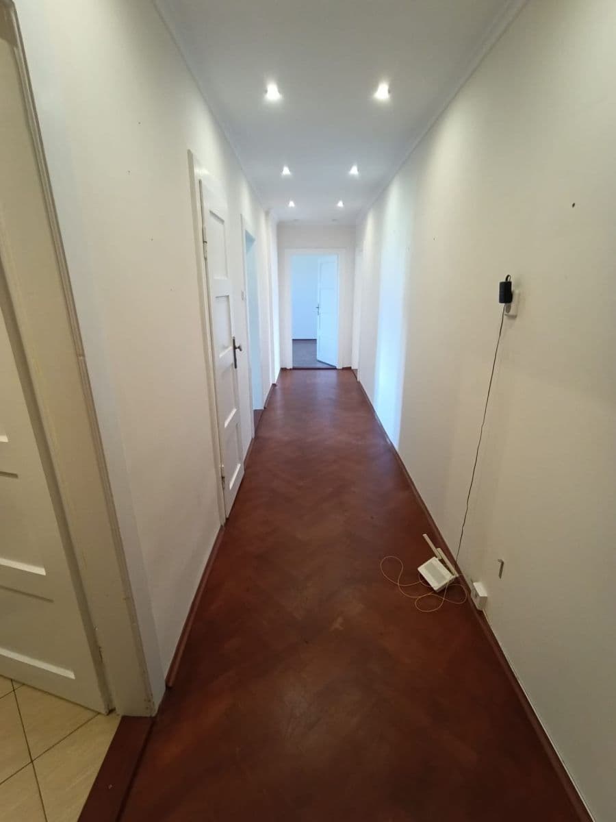 Pronájem bytu 2+1 81 m², Palachova, Ústí nad Labem, Ústecký kraj Pronájem bytu 2+1 81 m², Palachova, Ústí nad Labem, Ústecký kraj