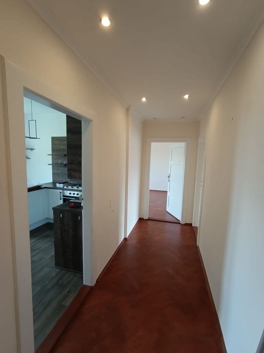 Pronájem bytu 2+1 81 m², Palachova, Ústí nad Labem, Ústecký kraj Pronájem bytu 2+1 81 m², Palachova, Ústí nad Labem, Ústecký kraj