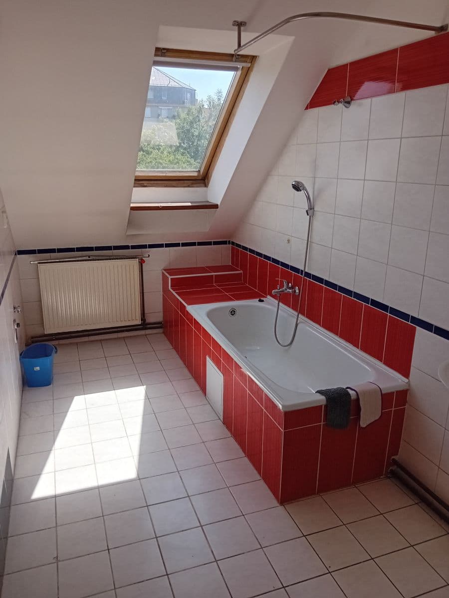 Pronájem bytu 3+kk 120 m², Nad Kolčavkou, Praha, Praha Pronájem bytu 3+kk 120 m², Nad Kolčavkou, Praha, Praha