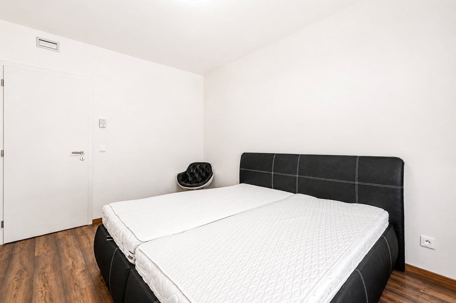 Pronájem bytu 2+kk 56 m², U plynárny, Praha, Praha Pronájem bytu 2+kk 56 m², U plynárny, Praha, Praha