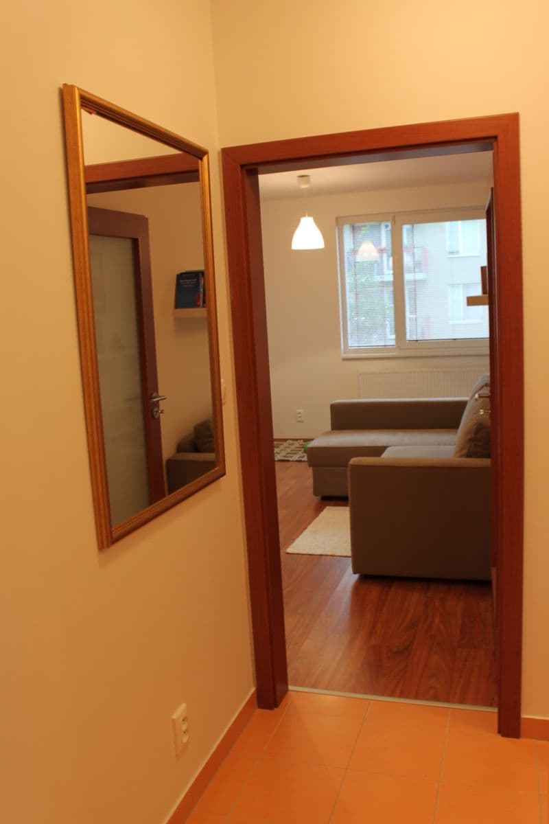 Pronájem bytu 2+kk 49 m², Babická, Praha, Praha Pronájem bytu 2+kk 49 m², Babická, Praha, Praha
