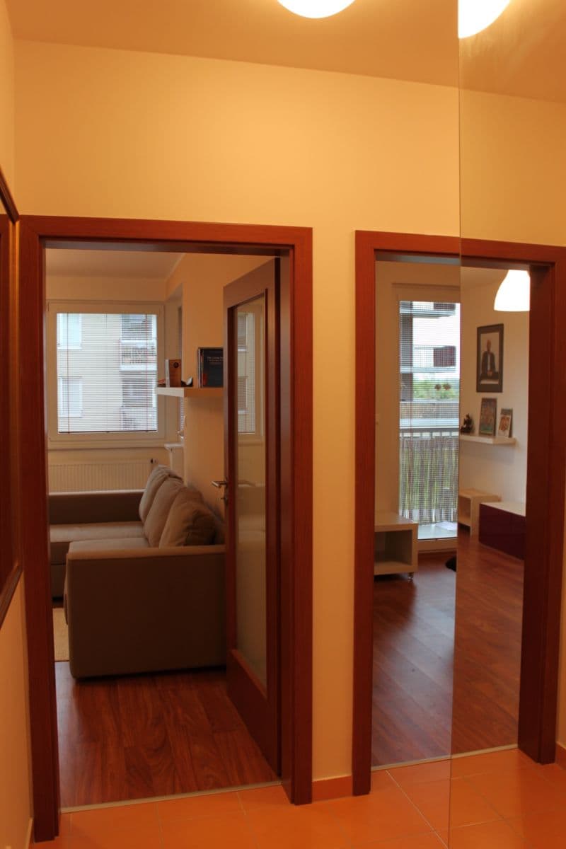 Pronájem bytu 2+kk 49 m², Babická, Praha, Praha Pronájem bytu 2+kk 49 m², Babická, Praha, Praha