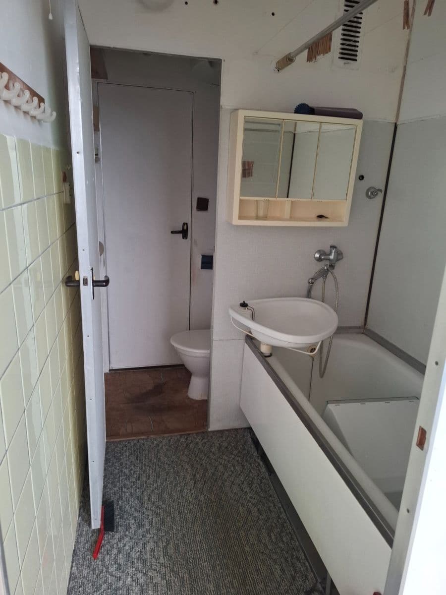 Prodej bytu 2+1 53 m², Náves Svobody, Olomouc, Olomoucký kraj Prodej bytu 2+1 53 m², Náves Svobody, Olomouc, Olomoucký kraj
