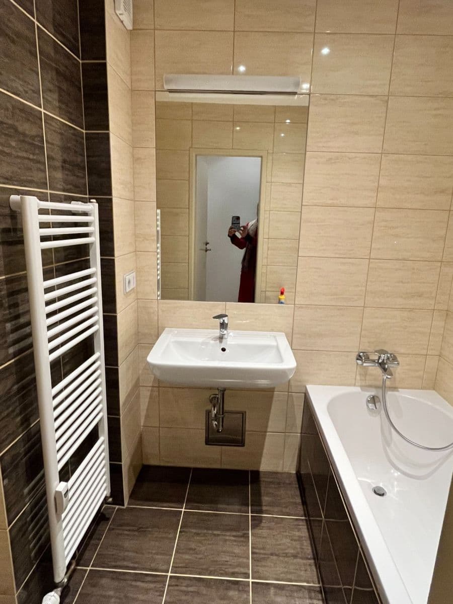 Pronájem bytu 2+kk 60 m², Bělohorská, Praha, Praha Pronájem bytu 2+kk 60 m², Bělohorská, Praha, Praha
