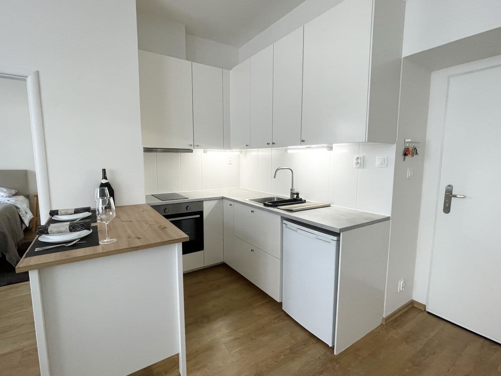 Pronájem bytu 43 m², Sarajevská, Praha, Praha Pronájem bytu 43 m², Sarajevská, Praha, Praha