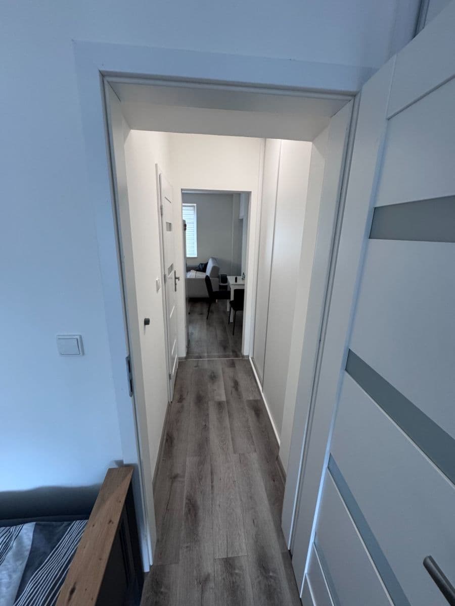 Pronájem bytu 2+kk 40 m², V Pastvinách, Liberec, Liberecký kraj Pronájem bytu 2+kk 40 m², V Pastvinách, Liberec, Liberecký kraj