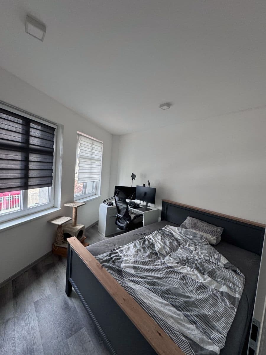 Pronájem bytu 2+kk 40 m², V Pastvinách, Liberec, Liberecký kraj Pronájem bytu 2+kk 40 m², V Pastvinách, Liberec, Liberecký kraj