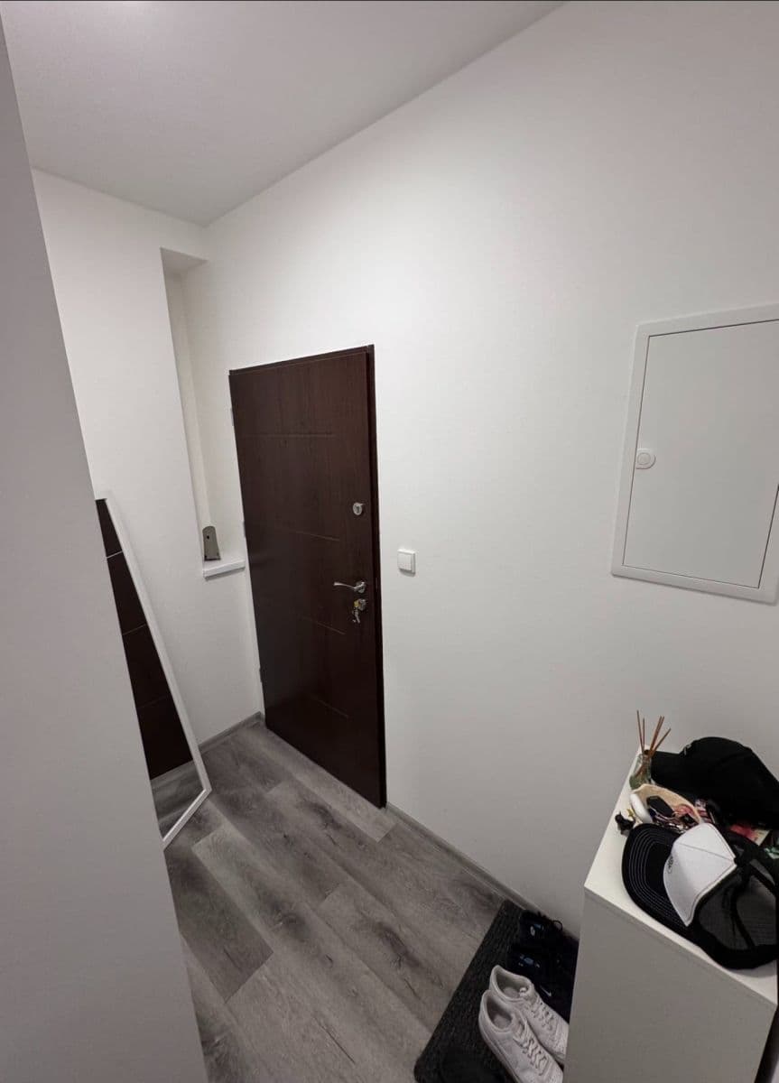 Pronájem bytu 2+kk 40 m², V Pastvinách, Liberec, Liberecký kraj Pronájem bytu 2+kk 40 m², V Pastvinách, Liberec, Liberecký kraj