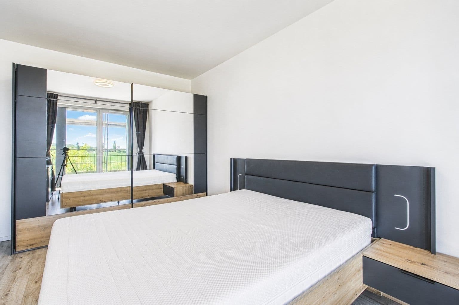 Pronájem bytu 2+kk 60 m², Velvarská, Horoměřice, Středočeský kraj Pronájem bytu 2+kk 60 m², Velvarská, Horoměřice, Středočeský kraj