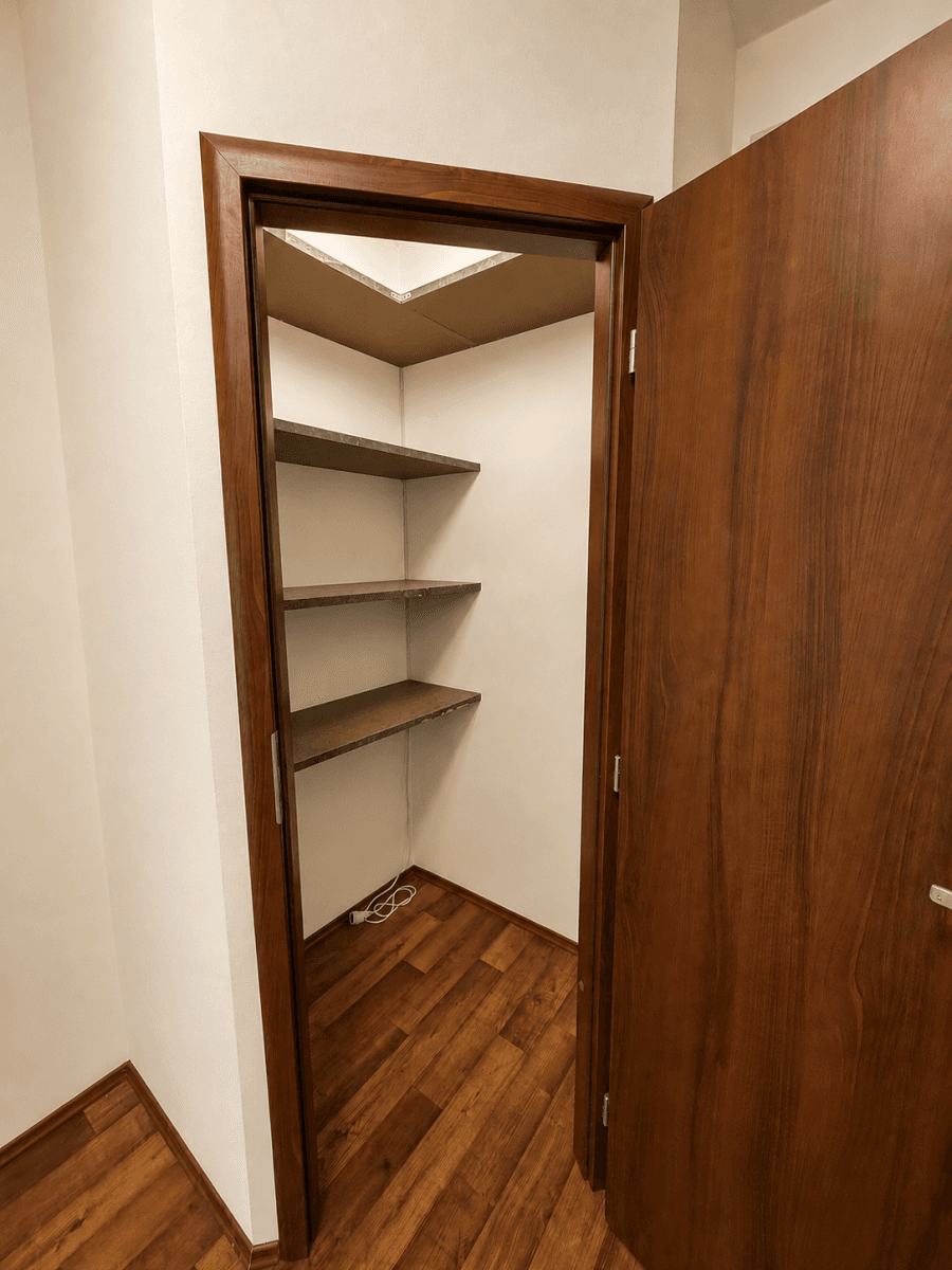 Pronájem bytu 3+1 70 m², Zvonařova, Lovosice, Ústecký kraj Pronájem bytu 3+1 70 m², Zvonařova, Lovosice, Ústecký kraj