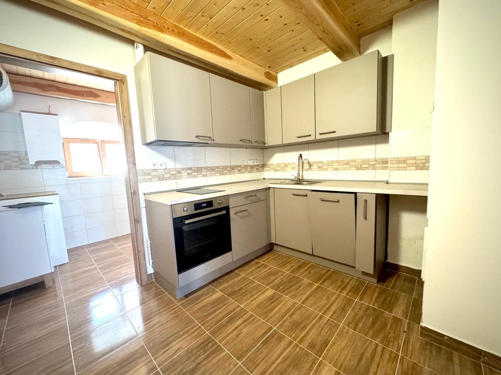 Pronájem bytu 1+1 34 m², náměstí Míru, Heřmanův Městec, Pardubický kraj Pronájem bytu 1+1 34 m², náměstí Míru, Heřmanův Městec, Pardubický kraj