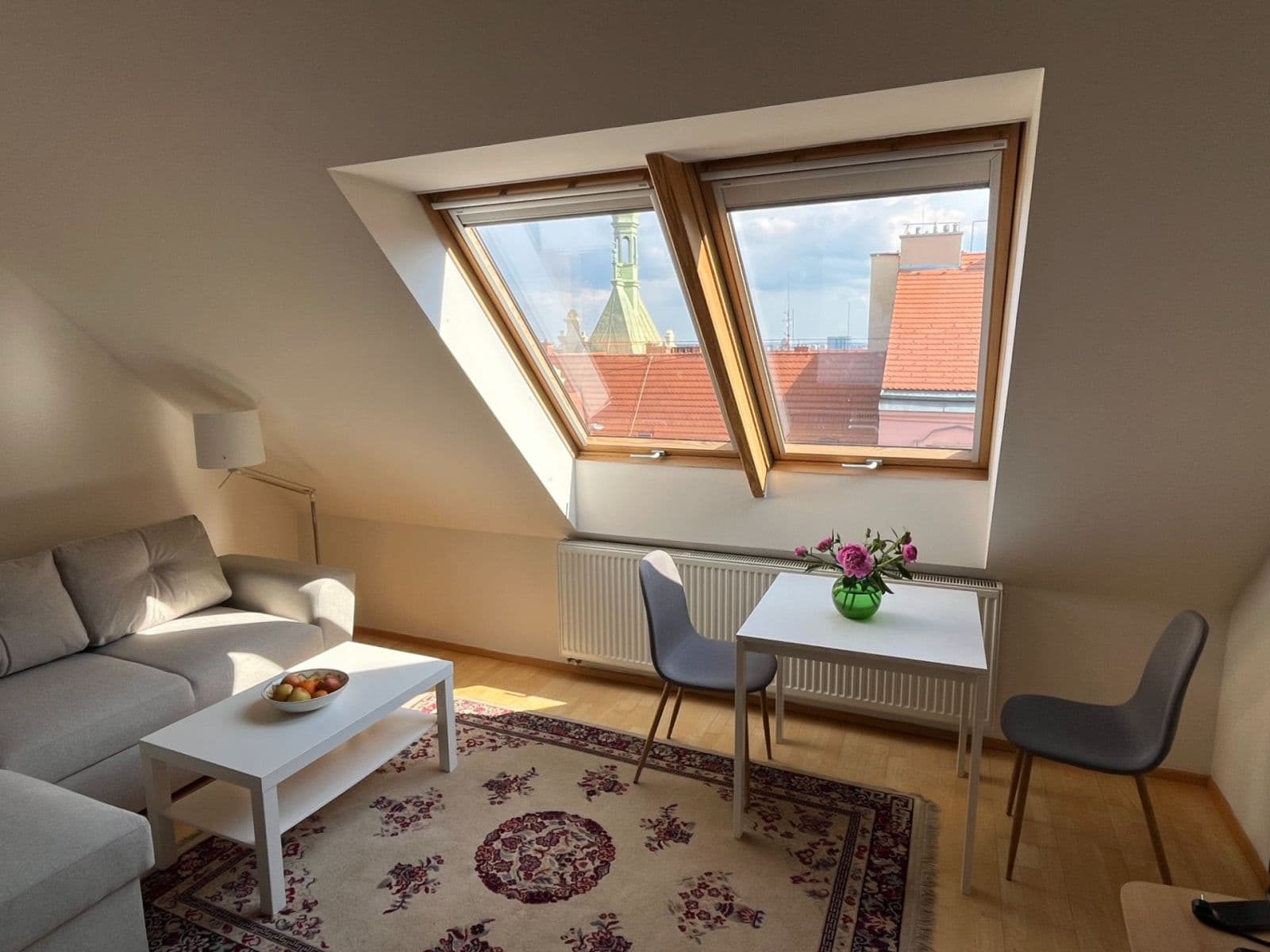 Pronájem bytu 2+kk 54 m², Lužická, Praha, Praha Pronájem bytu 2+kk 54 m², Lužická, Praha, Praha