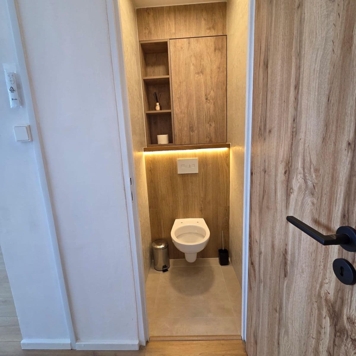 Pronájem bytu 1+kk 28 m², Jabloňová, Praha, Praha Pronájem bytu 1+kk 28 m², Jabloňová, Praha, Praha