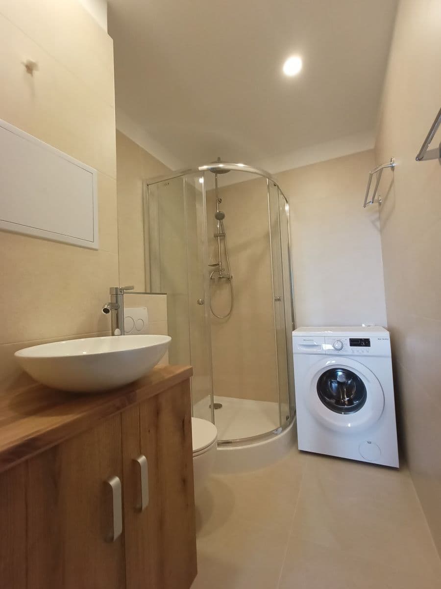 Prodej bytu 2+kk 37 m², Polní, Ivančice, Jihomoravský kraj Prodej bytu 2+kk 37 m², Polní, Ivančice, Jihomoravský kraj