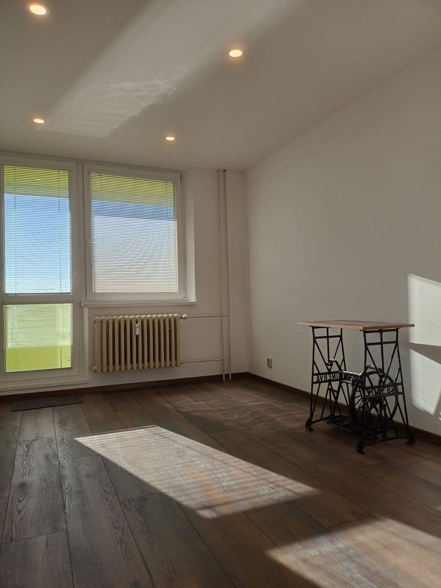Prodej bytu 2+kk 37 m², Polní, Ivančice, Jihomoravský kraj Prodej bytu 2+kk 37 m², Polní, Ivančice, Jihomoravský kraj