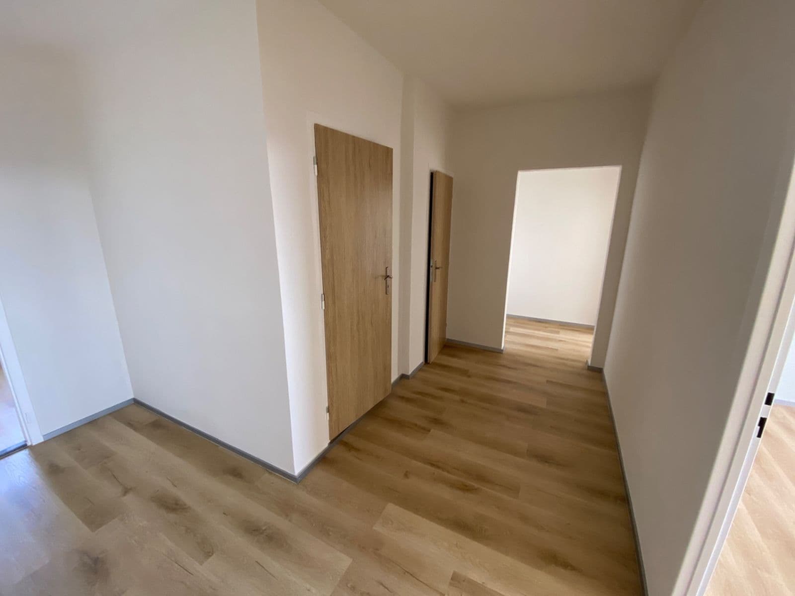 Pronájem bytu 2+1 56 m², Sluneční, Česká Lípa, Liberecký kraj Pronájem bytu 2+1 56 m², Sluneční, Česká Lípa, Liberecký kraj