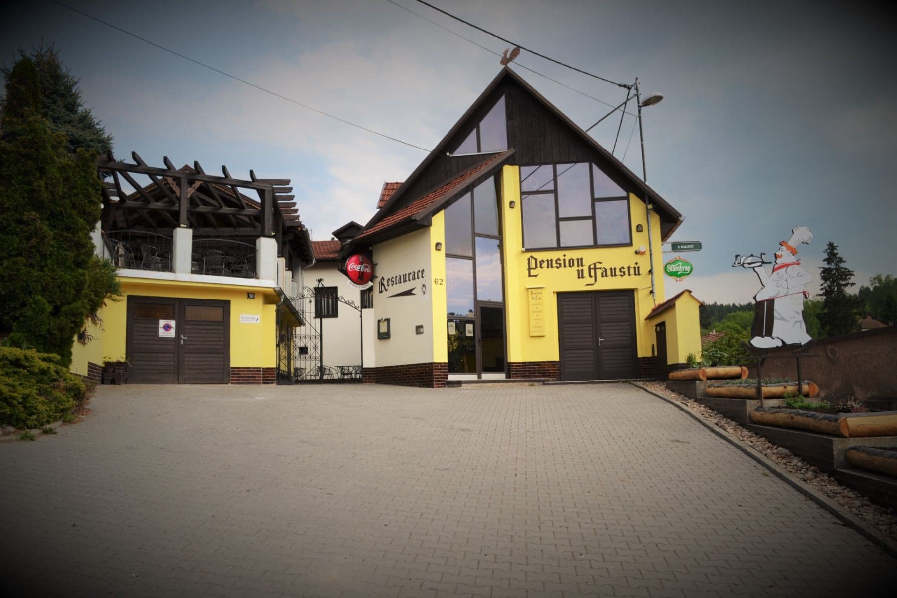 Pronájem nebytového prostoru 800 m², Křtiny, Jihomoravský kraj Pronájem nebytového prostoru 800 m², Křtiny, Jihomoravský kraj