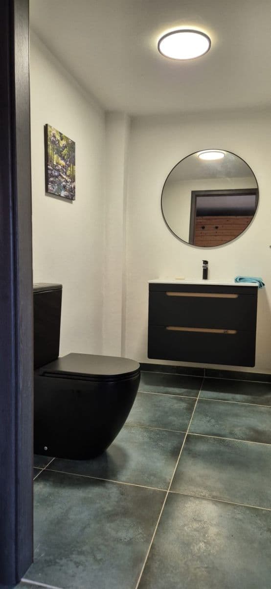 Prodej domu 1.500 m², pozemek 14.600 m², Velvary, Středočeský kraj Prodej domu 1.500 m², pozemek 14.600 m², Velvary, Středočeský kraj