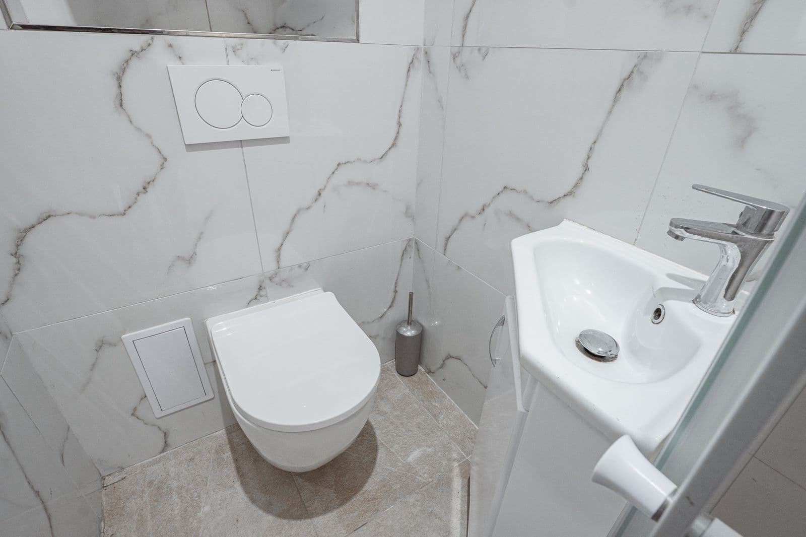 Pronájem bytu 1+kk 16 m², Zbuzanská, Praha, Praha Pronájem bytu 1+kk 16 m², Zbuzanská, Praha, Praha