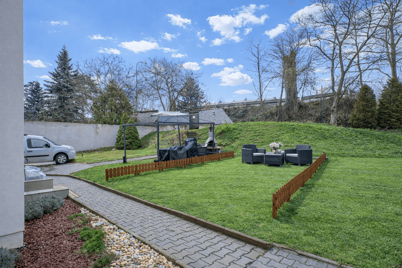 Pronájem bytu 1+kk 16 m², Zbuzanská, Praha, Praha Pronájem bytu 1+kk 16 m², Zbuzanská, Praha, Praha