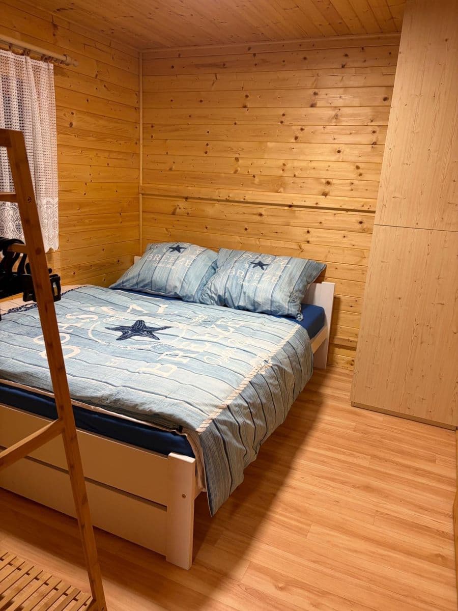 Pronájem chaty, chalupy 65 m², pozemek 300 m², Milešov, Středočeský kraj Pronájem chaty, chalupy 65 m², pozemek 300 m², Milešov, Středočeský kraj