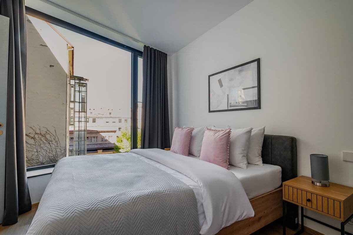Pronájem bytu 56 m², Komunardů, Praha, Praha Pronájem bytu 56 m², Komunardů, Praha, Praha