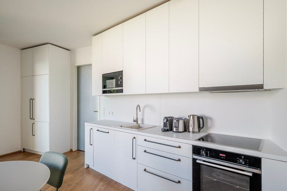 Pronájem bytu 56 m², Komunardů, Praha, Praha Pronájem bytu 56 m², Komunardů, Praha, Praha