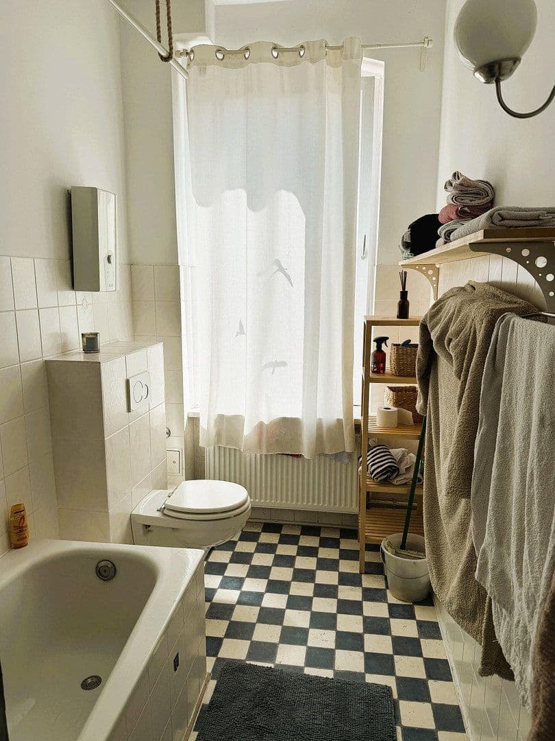 Pronájem bytu 3+1 88 m², Dammstr. 9, Lüneburg, Dolní Sasko Pronájem bytu 3+1 88 m², Dammstr. 9, Lüneburg, Dolní Sasko
