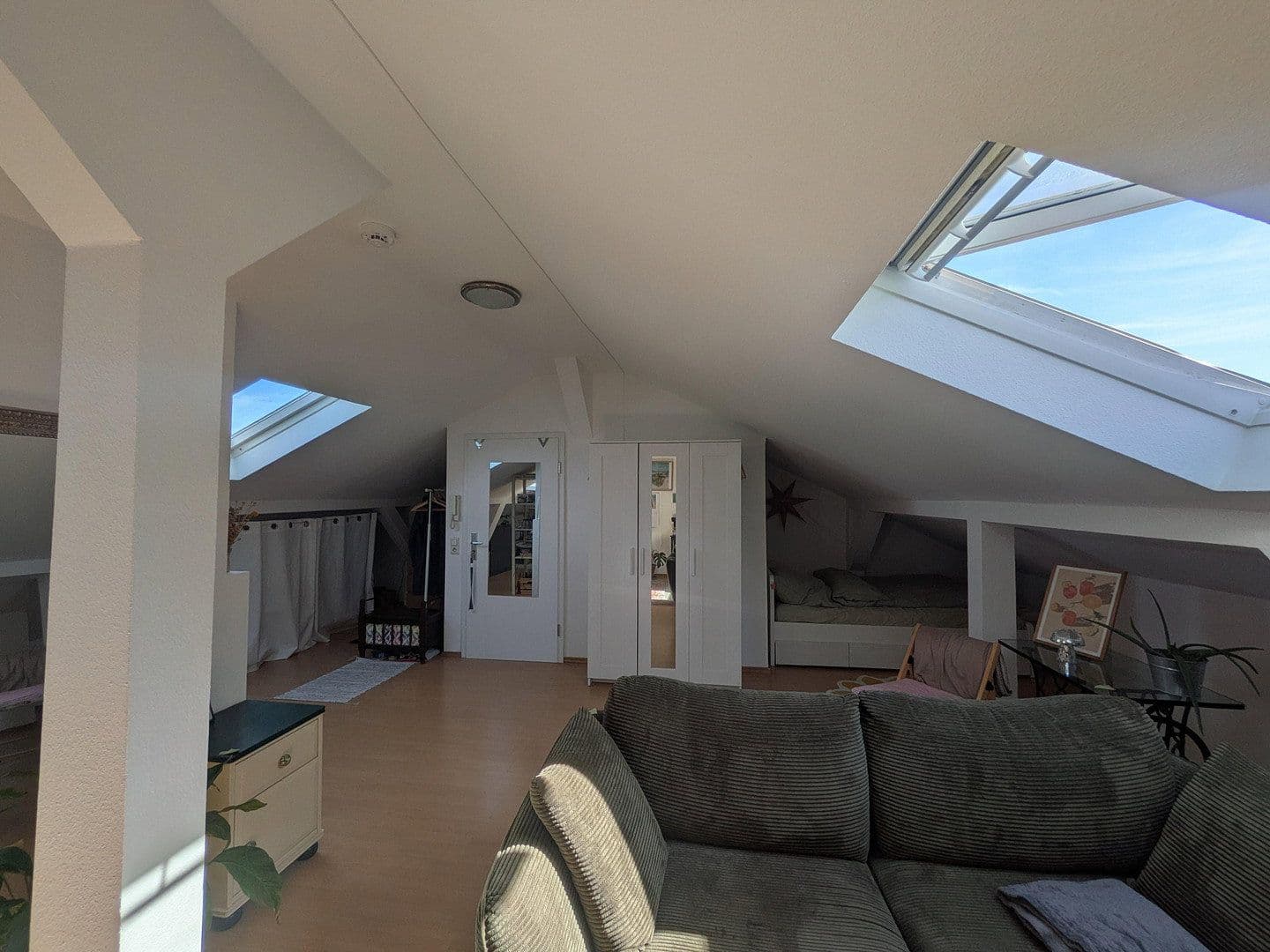 Pronájem bytu 1+1 45 m², Friedberger Landstraße 85, Frankfurt am Main, Hessen Pronájem bytu 1+1 45 m², Friedberger Landstraße 85, Frankfurt am Main, Hessen