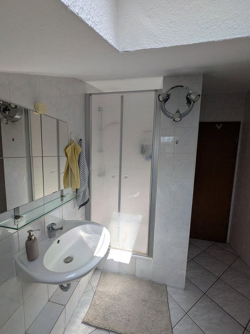 Pronájem bytu 1+1 45 m², Friedberger Landstraße 85, Frankfurt am Main, Hessen Pronájem bytu 1+1 45 m², Friedberger Landstraße 85, Frankfurt am Main, Hessen