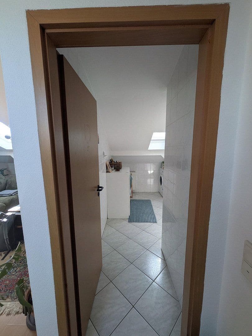 Pronájem bytu 1+1 45 m², Friedberger Landstraße 85, Frankfurt am Main, Hessen Pronájem bytu 1+1 45 m², Friedberger Landstraße 85, Frankfurt am Main, Hessen
