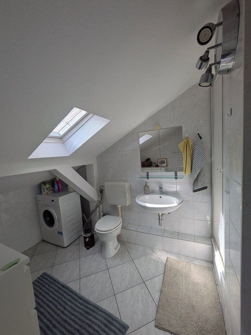 Pronájem bytu 1+1 45 m², Friedberger Landstraße 85, Frankfurt am Main, Hessen Pronájem bytu 1+1 45 m², Friedberger Landstraße 85, Frankfurt am Main, Hessen