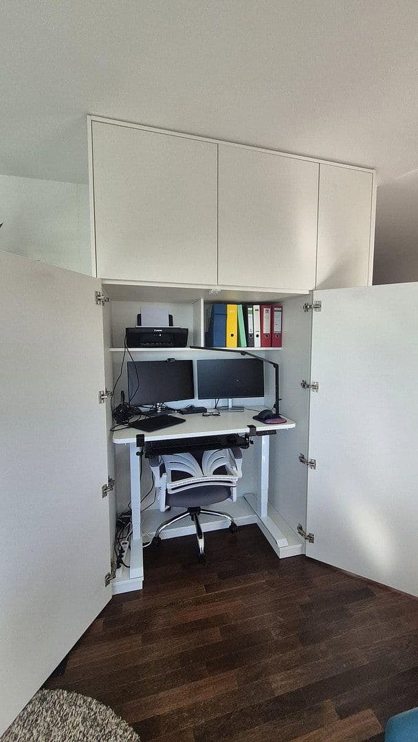 Prodej bytu 4+1 112 m², Eugen-Kaufmann-Strasse 12, Frankfurt am Main, Hessen Prodej bytu 4+1 112 m², Eugen-Kaufmann-Strasse 12, Frankfurt am Main, Hessen
