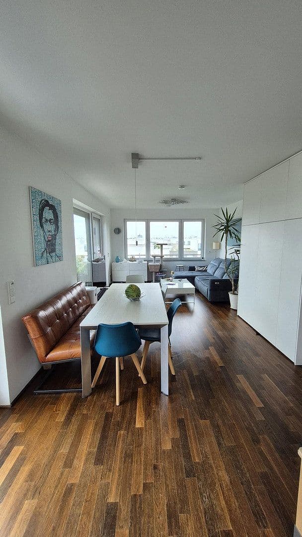 Prodej bytu 4+1 112 m², Eugen-Kaufmann-Strasse 12, Frankfurt am Main, Hessen Prodej bytu 4+1 112 m², Eugen-Kaufmann-Strasse 12, Frankfurt am Main, Hessen