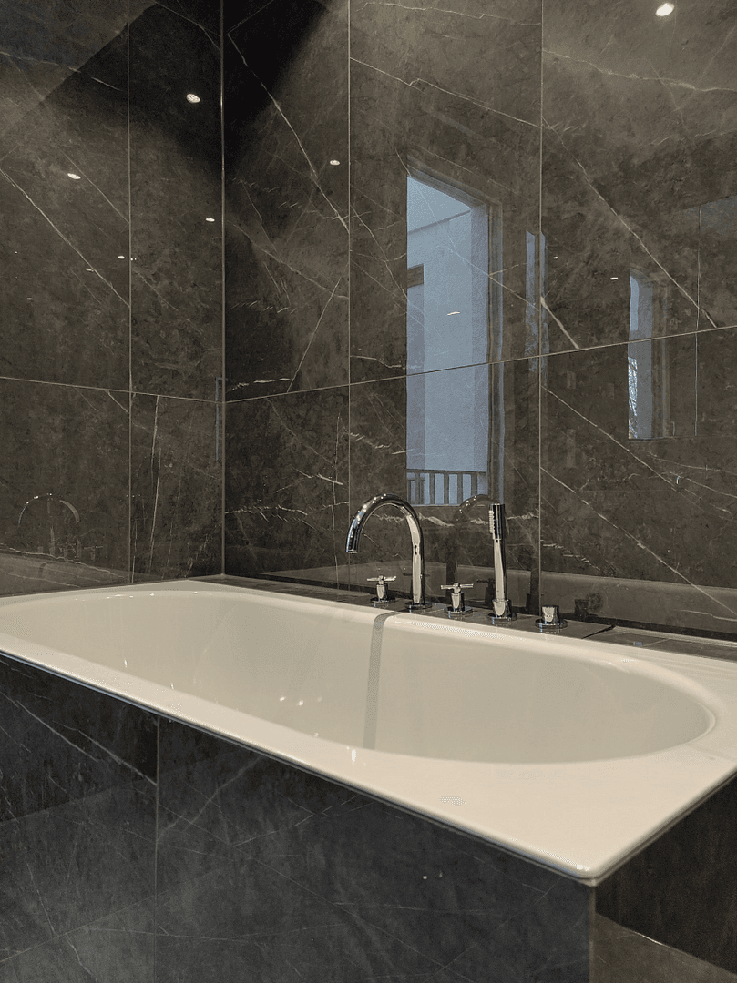 Prodej bytu 2+1 78 m², Schlüterstraße 18, Berlin, Berlín Prodej bytu 2+1 78 m², Schlüterstraße 18, Berlin, Berlín