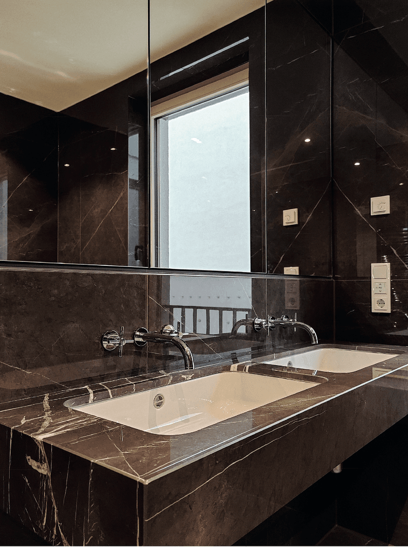 Prodej bytu 2+1 78 m², Schlüterstraße 18, Berlin, Berlín Prodej bytu 2+1 78 m², Schlüterstraße 18, Berlin, Berlín