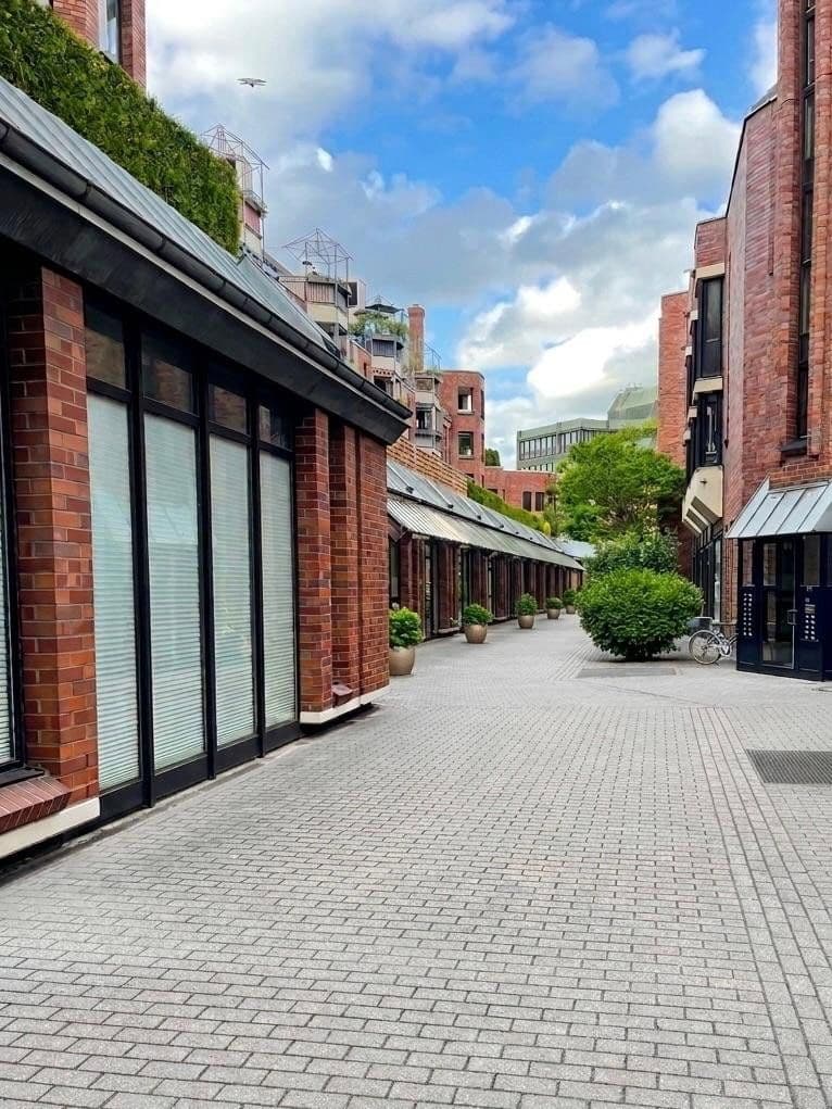 Prodej bytu 2+1 50 m², Düsseldorf, Severní Porýní-Vestfálsko Prodej bytu 2+1 50 m², Düsseldorf, Severní Porýní-Vestfálsko