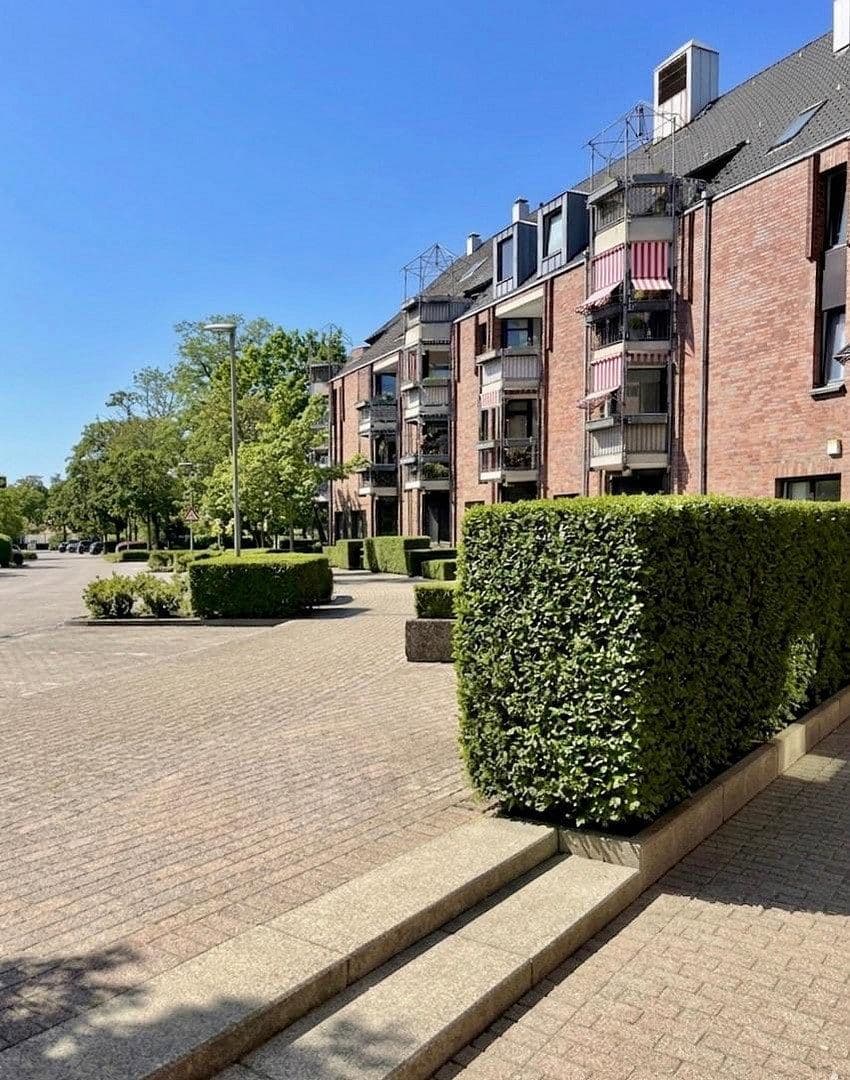 Prodej bytu 2+1 50 m², Düsseldorf, Severní Porýní-Vestfálsko Prodej bytu 2+1 50 m², Düsseldorf, Severní Porýní-Vestfálsko