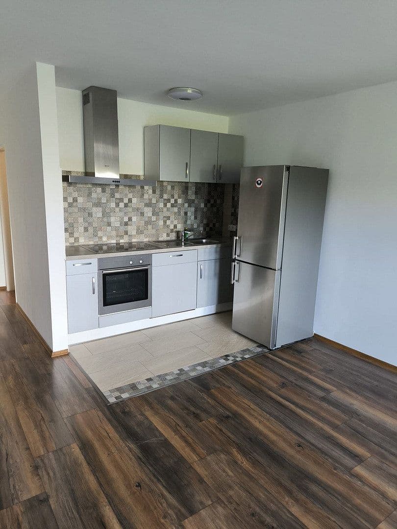 Pronájem bytu 1+1 35 m², Friedensallee, Neu-Isenburg, Hessen Pronájem bytu 1+1 35 m², Friedensallee, Neu-Isenburg, Hessen