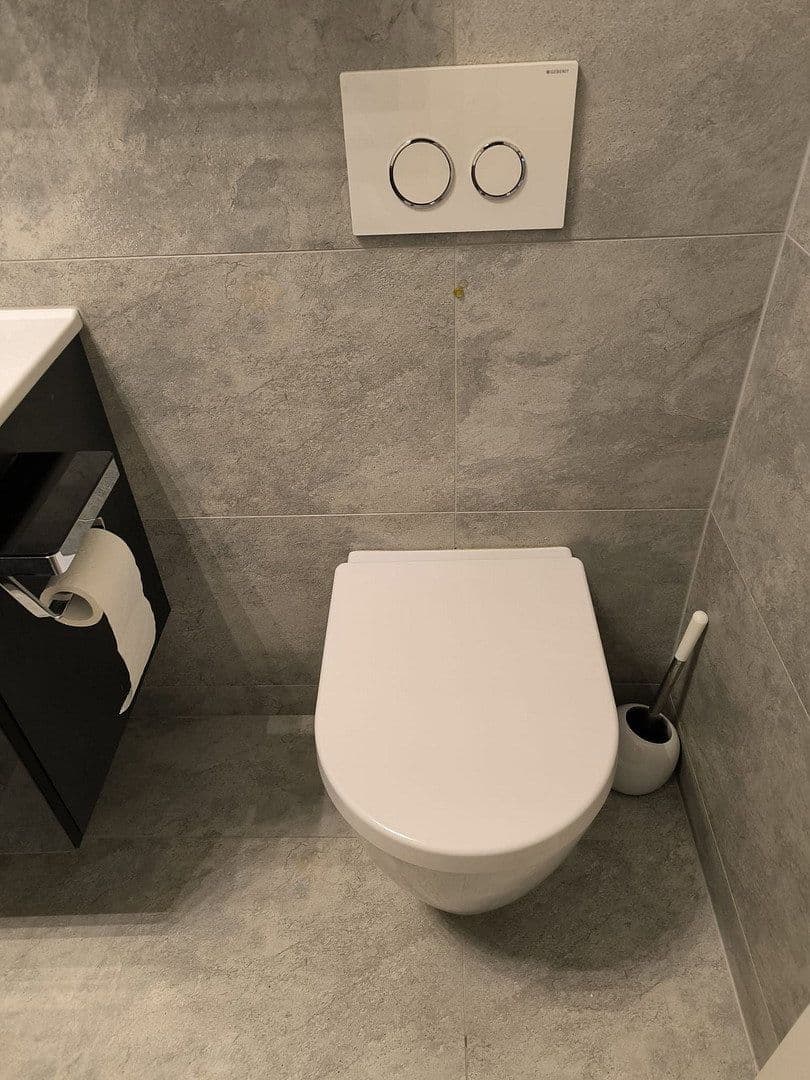 Pronájem bytu 1+1 35 m², Friedensallee, Neu-Isenburg, Hessen Pronájem bytu 1+1 35 m², Friedensallee, Neu-Isenburg, Hessen
