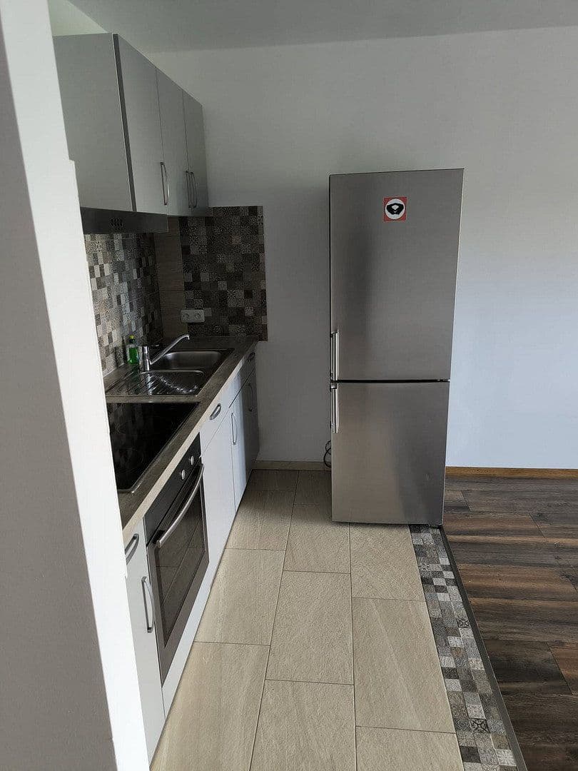 Pronájem bytu 1+1 35 m², Friedensallee, Neu-Isenburg, Hessen Pronájem bytu 1+1 35 m², Friedensallee, Neu-Isenburg, Hessen