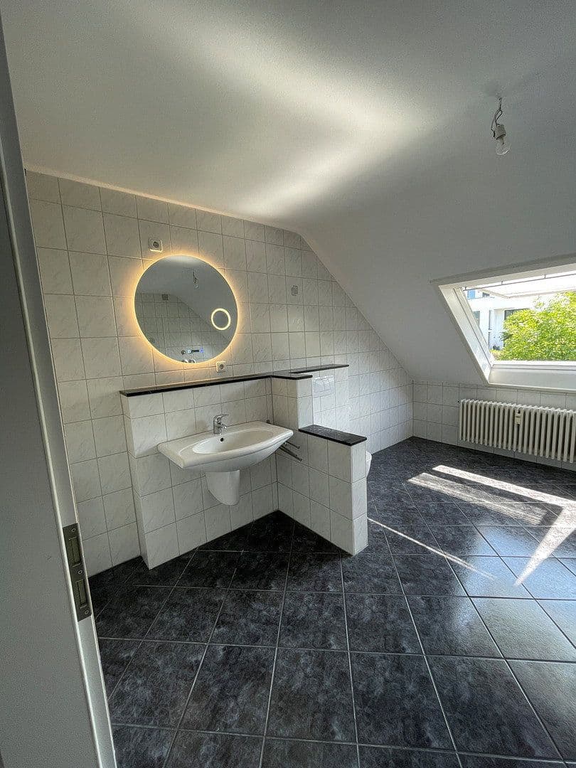 Pronájem bytu 2+kk 75 m², Wiesweg 50, Eltville am Rhein, Hessen Pronájem bytu 2+kk 75 m², Wiesweg 50, Eltville am Rhein, Hessen
