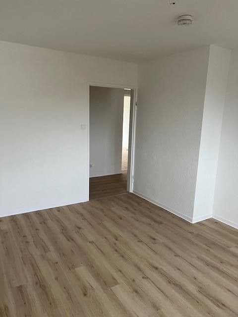 Pronájem bytu 2+1 57 m², Ludwigshafen, Porýní-Falc Pronájem bytu 2+1 57 m², Ludwigshafen, Porýní-Falc