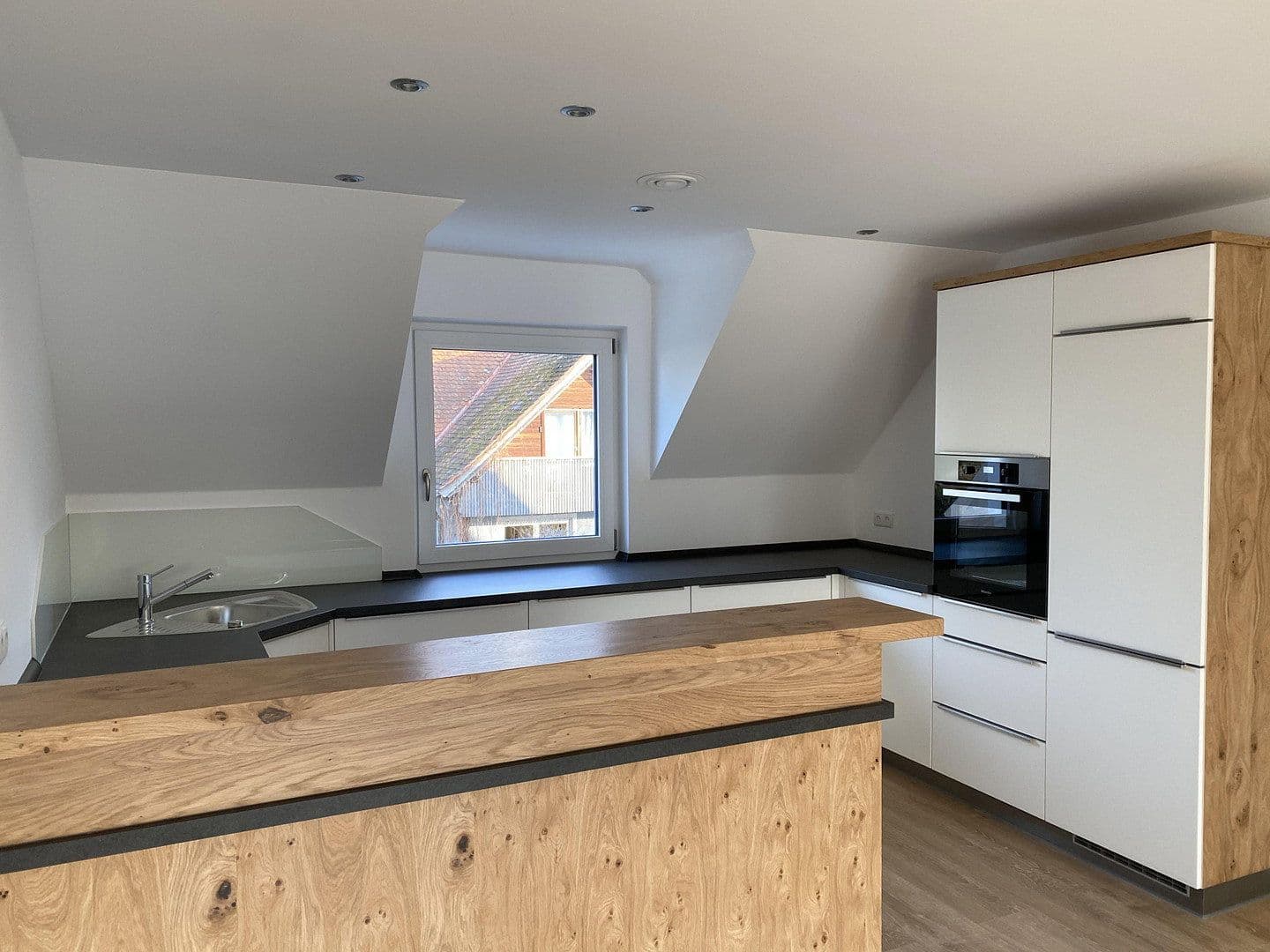 Pronájem bytu 3+1 115 m², Landsberg am Lech, Bavorsko Pronájem bytu 3+1 115 m², Landsberg am Lech, Bavorsko